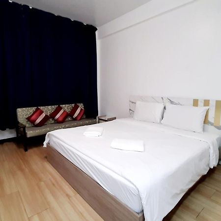 City Plaza Nana Hotel Bangkok Extérieur photo