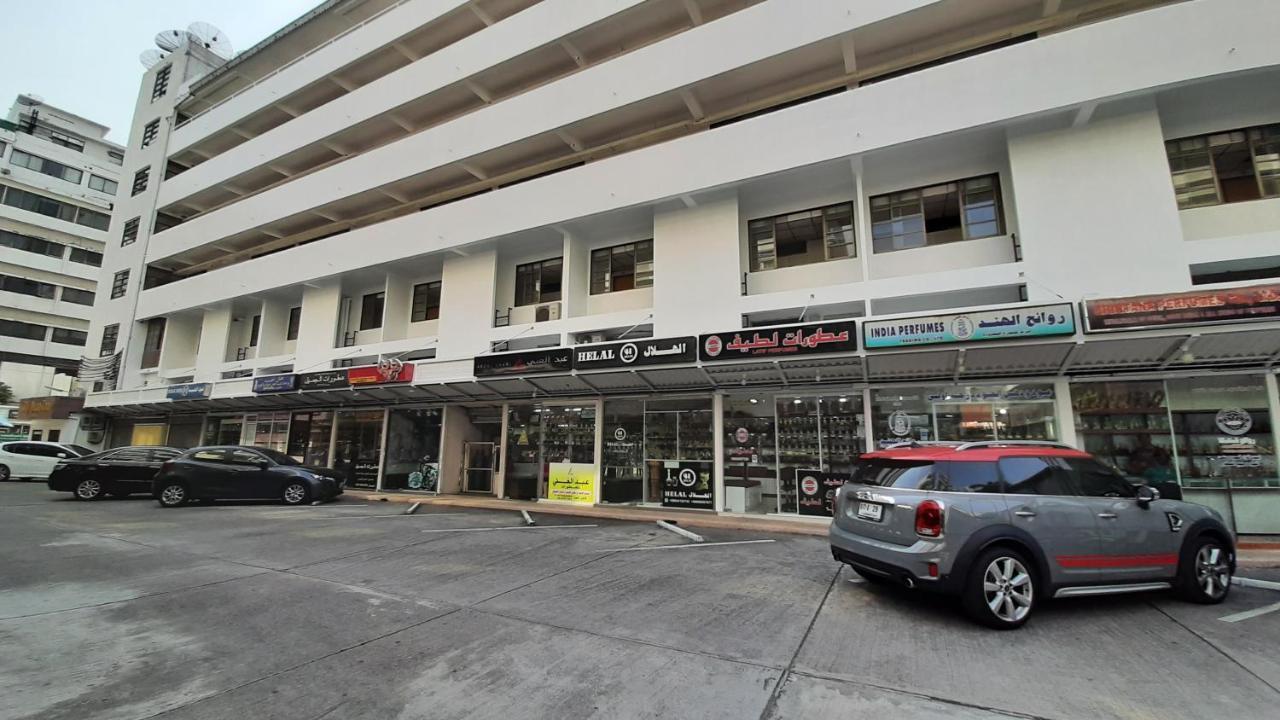 City Plaza Nana Hotel Bangkok Extérieur photo