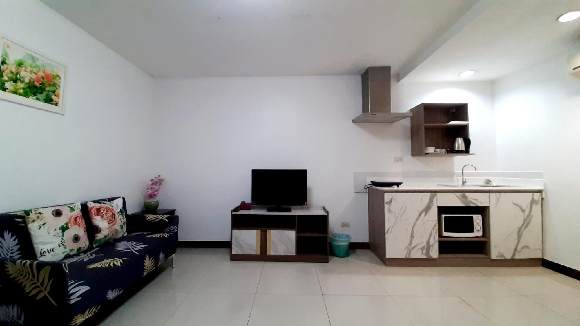 City Plaza Nana Hotel Bangkok Extérieur photo