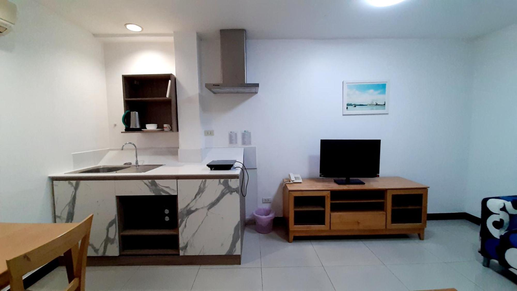 City Plaza Nana Hotel Bangkok Extérieur photo