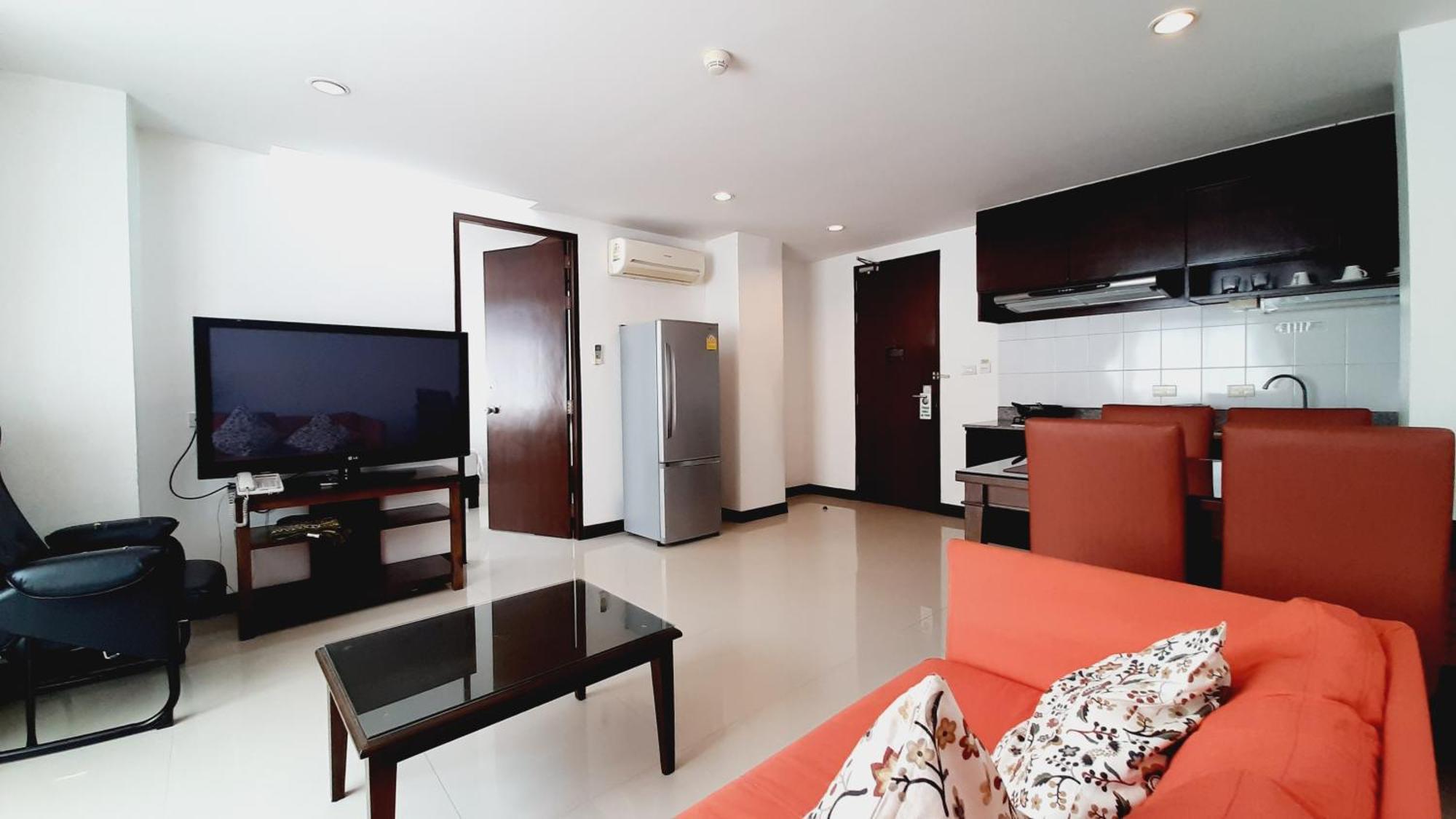 City Plaza Nana Hotel Bangkok Extérieur photo